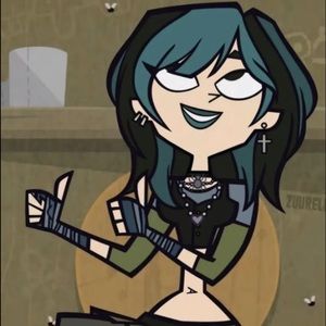 Meet your Posher, Madeline